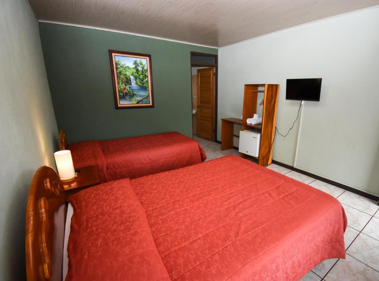 Cabinas Eddy B&B Монте-Верде Экстерьер фото
