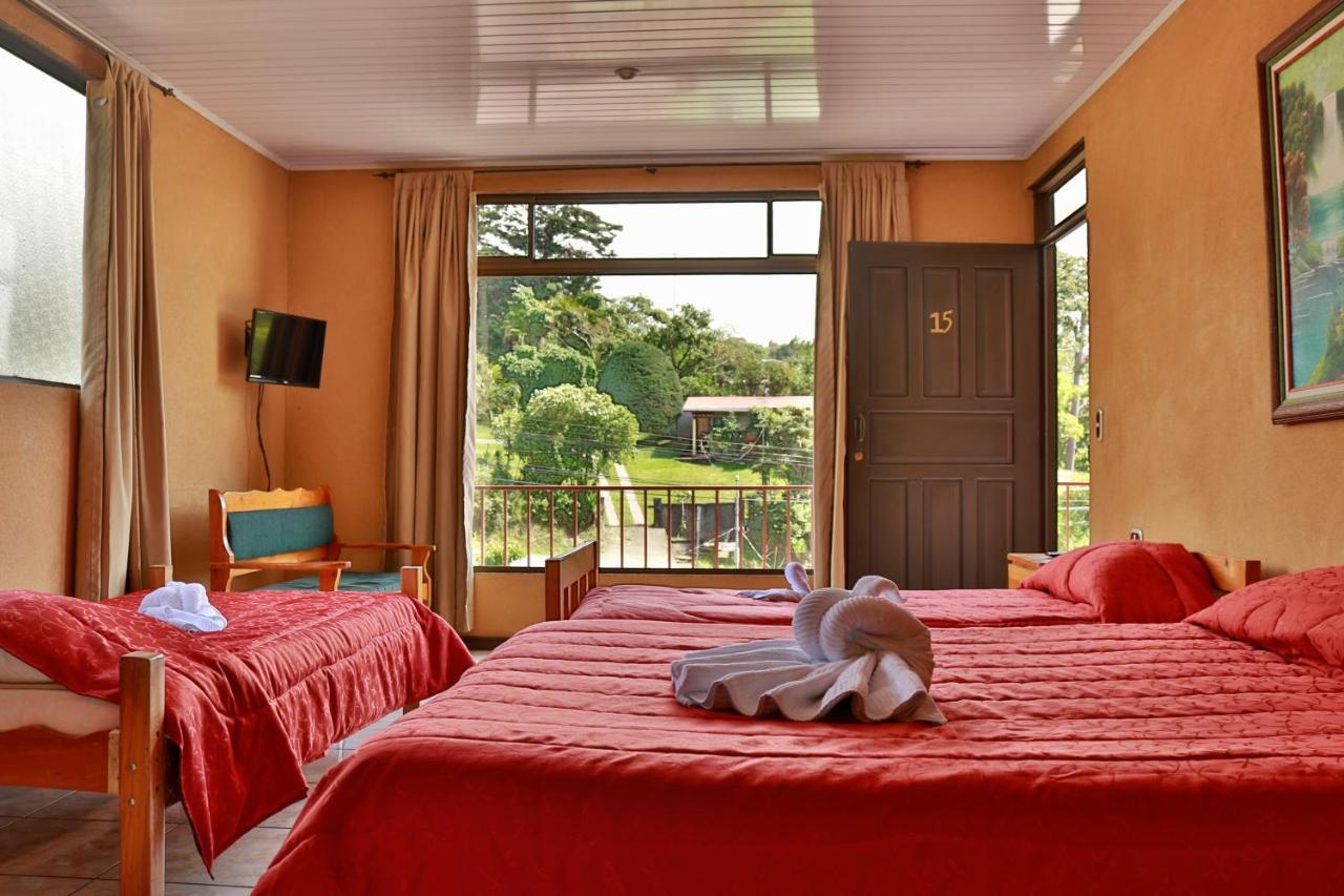 Cabinas Eddy B&B Монте-Верде Экстерьер фото
