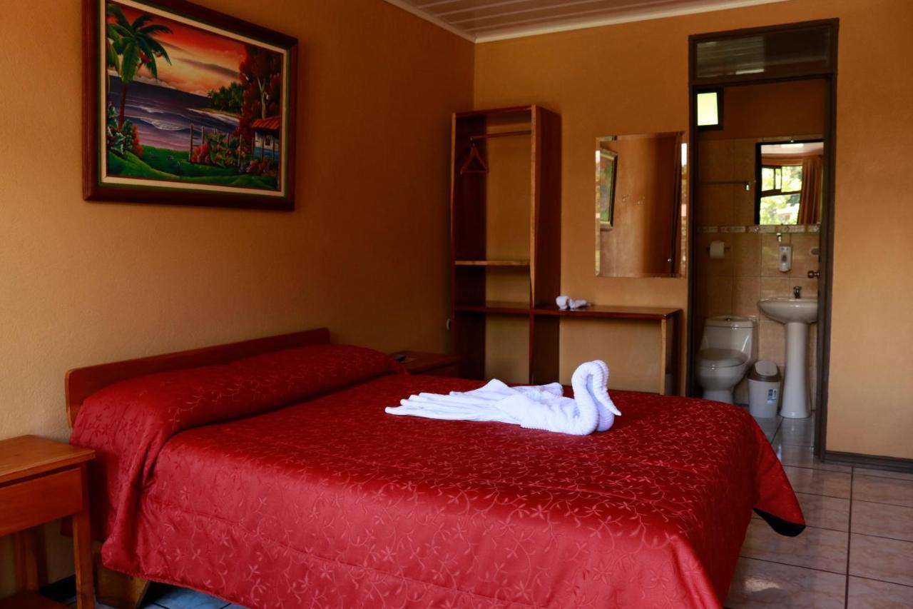 Cabinas Eddy B&B Монте-Верде Экстерьер фото